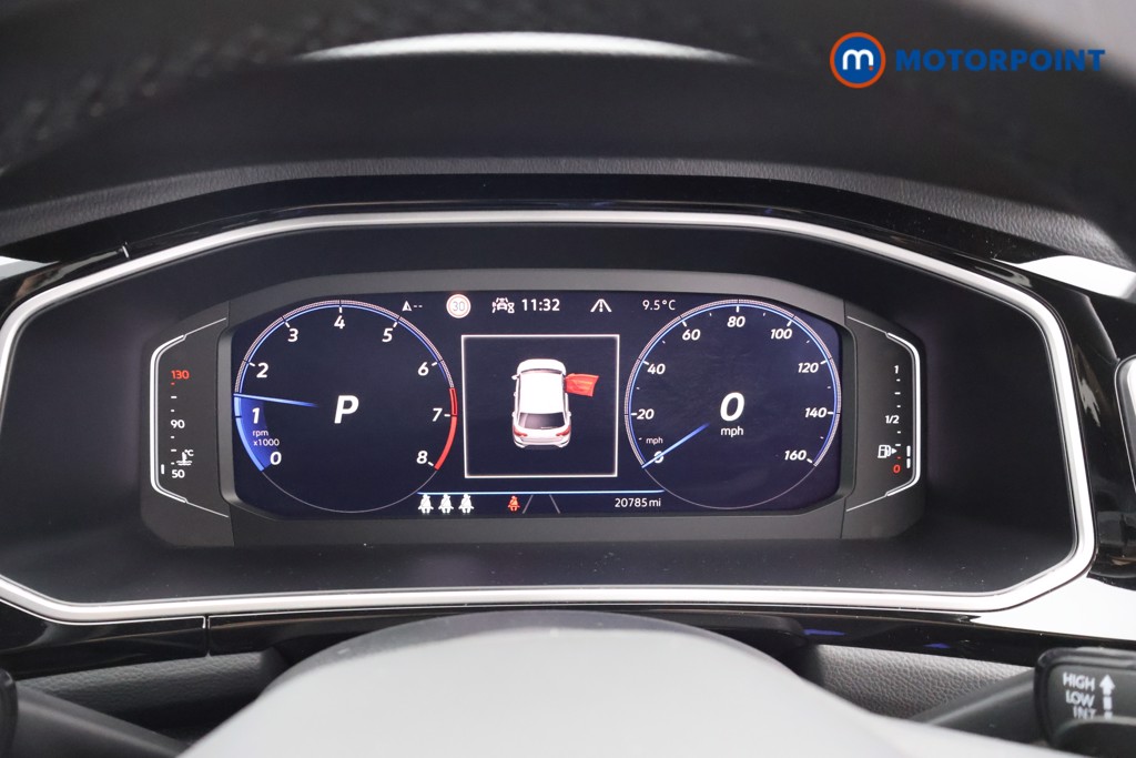 Volkswagen T-Roc R-Line Automatic Petrol SUV - Stock Number (1619757) - 4th supplementary image