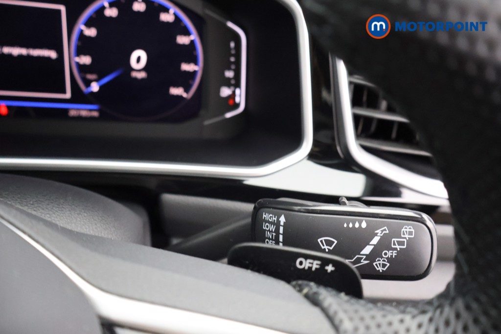 Volkswagen T-Roc R-Line Automatic Petrol SUV - Stock Number (1619757) - 6th supplementary image