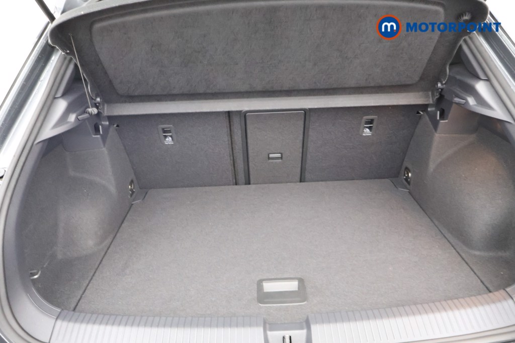 Volkswagen T-Roc R-Line Automatic Petrol SUV - Stock Number (1619757) - 17th supplementary image