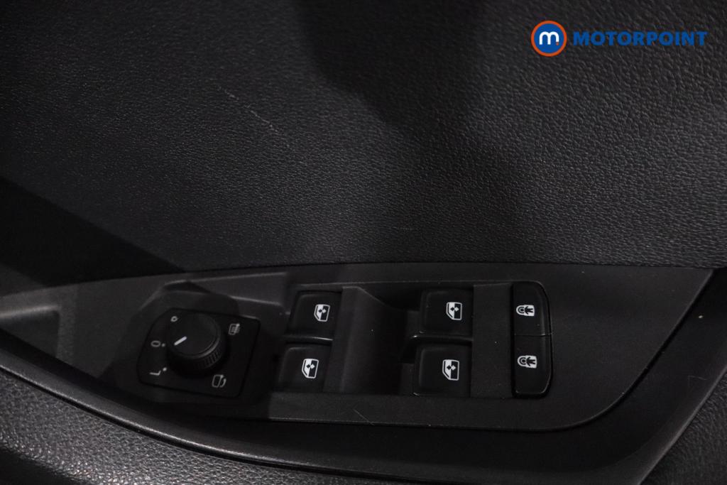 Skoda Karoq Sportline Edition Automatic Petrol SUV - Stock Number (1620987) - 11th supplementary image