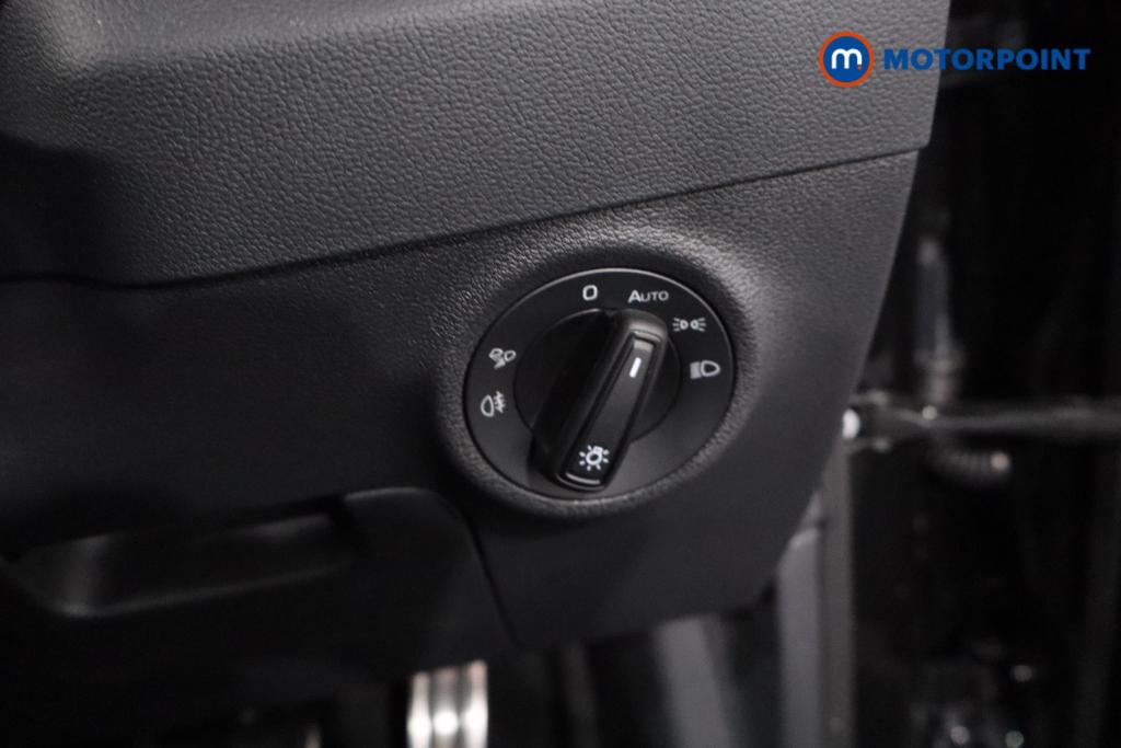 Skoda Karoq Sportline Edition Automatic Petrol SUV - Stock Number (1620987) - 14th supplementary image