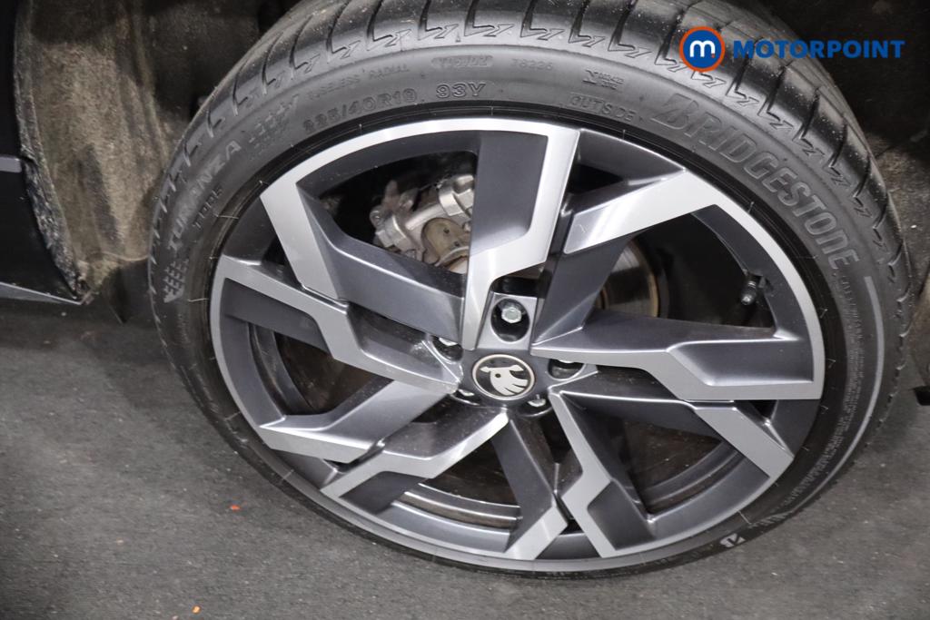 Skoda Karoq Sportline Edition Automatic Petrol SUV - Stock Number (1620987) - 32nd supplementary image