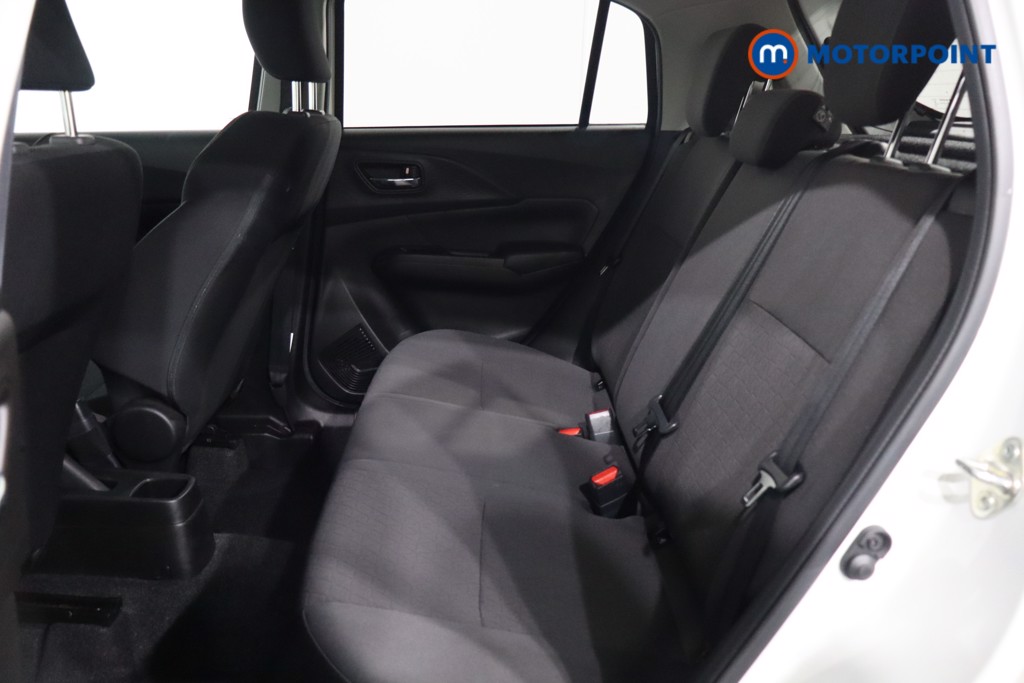Suzuki Swift Motion Manual Petrol Hatchback - Stock Number (1621399) - 5th supplementary image