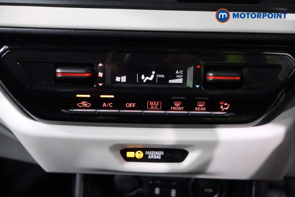 Suzuki Swift Motion Manual Petrol Hatchback - Stock Number (1621399) - 16th supplementary image