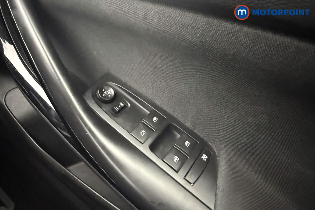 Vauxhall Astra Sri Nav Automatic Petrol Hatchback - Stock Number (1621743) - 8th supplementary image