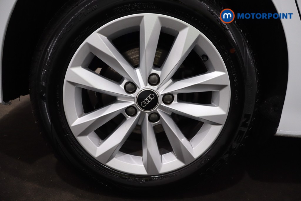 Audi A3 Technik Manual Petrol Hatchback - Stock Number (1621750) - 10th supplementary image