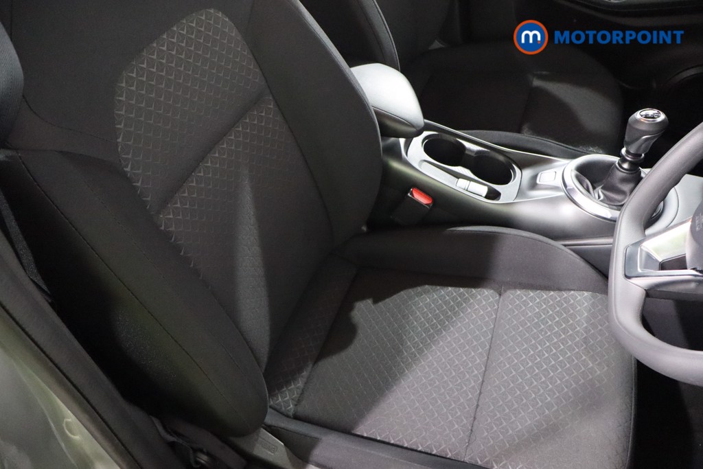 Nissan Juke Acenta Premium Manual Petrol SUV - Stock Number (1623161) - 25th supplementary image