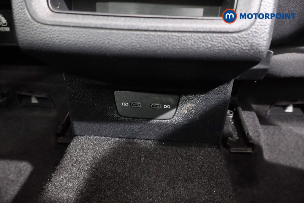 Volkswagen Golf R-Line Manual Petrol Hatchback - Stock Number (1623526) - 13th supplementary image