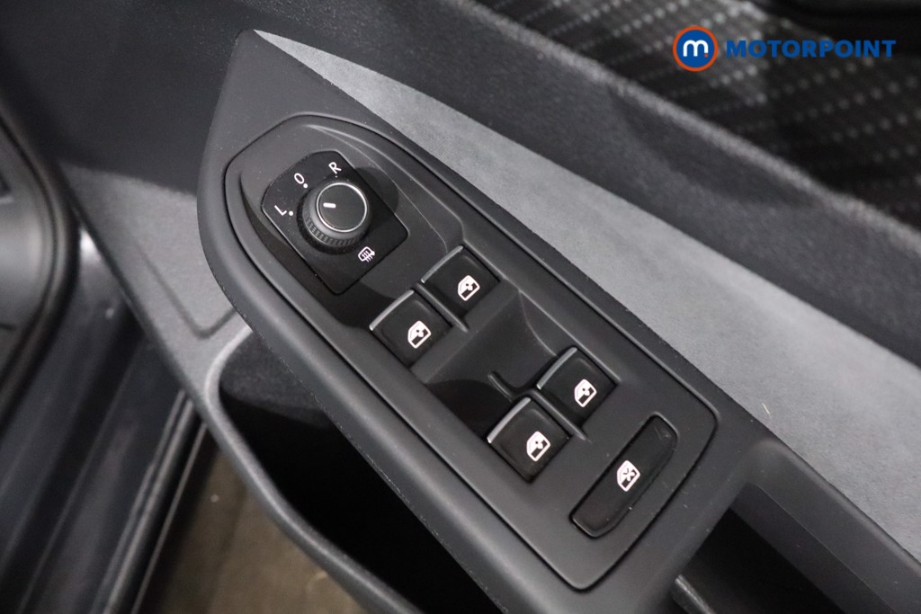 Volkswagen Golf R-Line Manual Petrol Hatchback - Stock Number (1623526) - 26th supplementary image