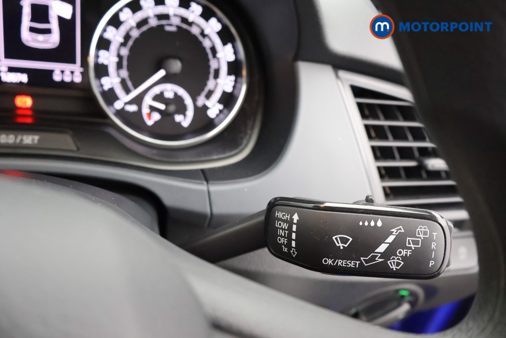 Skoda Fabia S Manual Petrol Hatchback - Stock Number (1595359) - 4th supplementary image