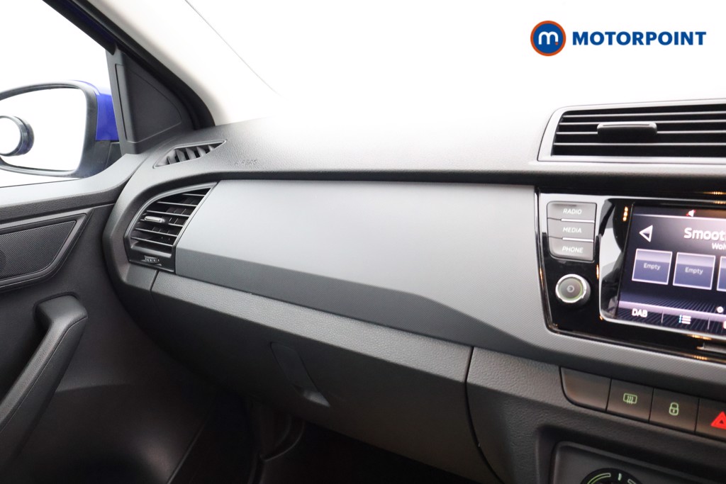 Skoda Fabia S Manual Petrol Hatchback - Stock Number (1595359) - 8th supplementary image