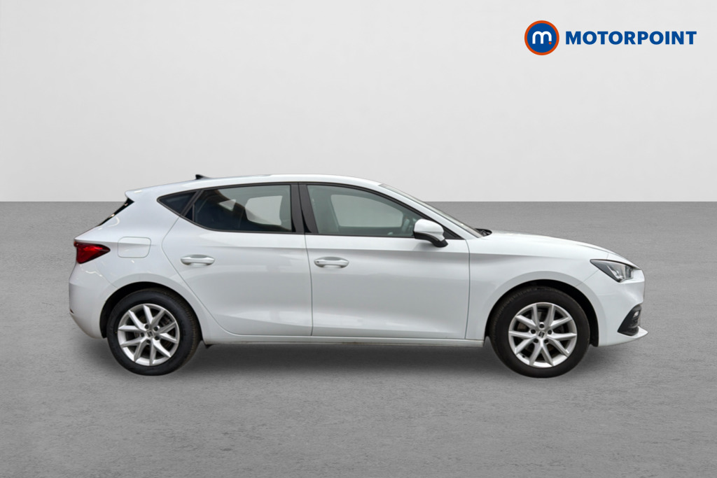 Seat Leon SE Manual Petrol Hatchback - Stock Number (1599904) - Drivers side