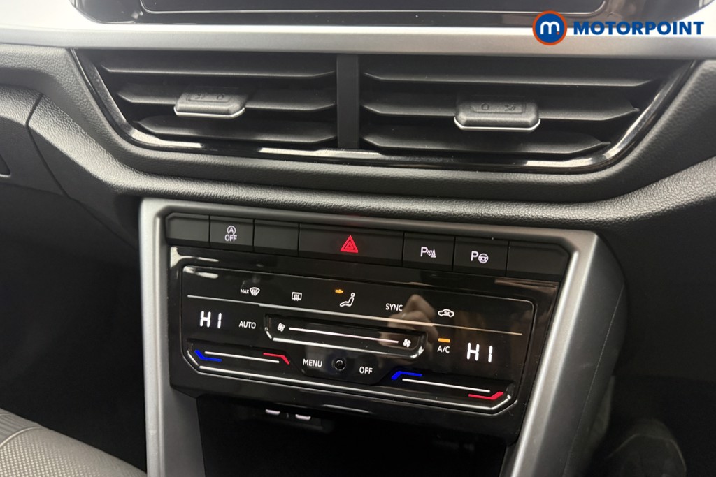 Volkswagen T-Roc Life Automatic Petrol SUV - Stock Number (1605569) - 3rd supplementary image