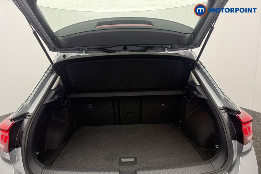 Volkswagen T-Roc Life Automatic Petrol SUV - Stock Number (1605569) - 12th supplementary image