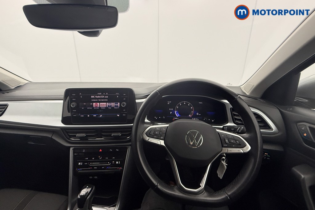 Volkswagen T-Roc Life Automatic Petrol SUV - Stock Number (1605569) - 1st supplementary image