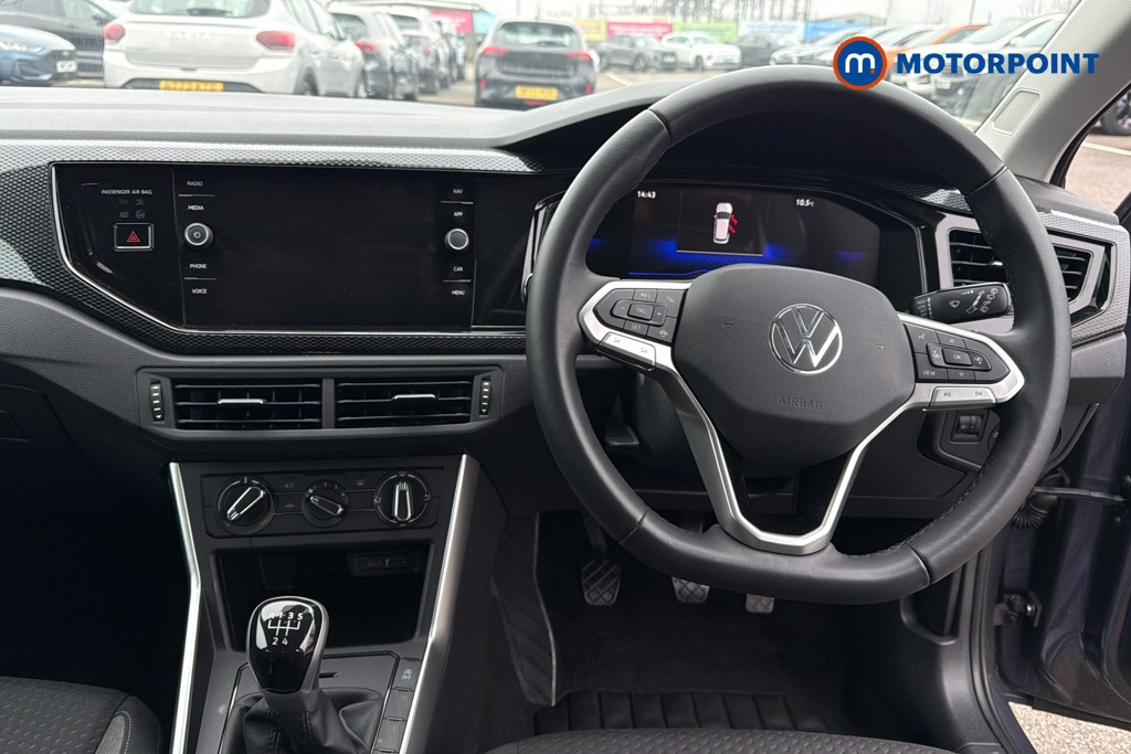 Volkswagen Polo Life Manual Petrol Hatchback - Stock Number (1611777) - 2nd supplementary image