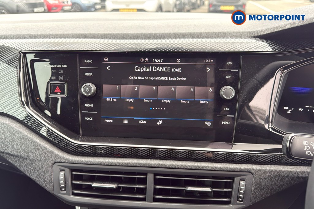 Volkswagen Polo Life Manual Petrol Hatchback - Stock Number (1611777) - 9th supplementary image