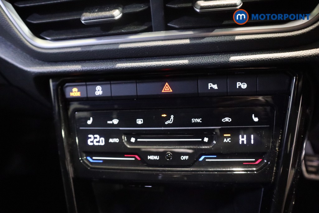 Volkswagen T-Roc R-Line Manual Petrol SUV - Stock Number (1612813) - 5th supplementary image