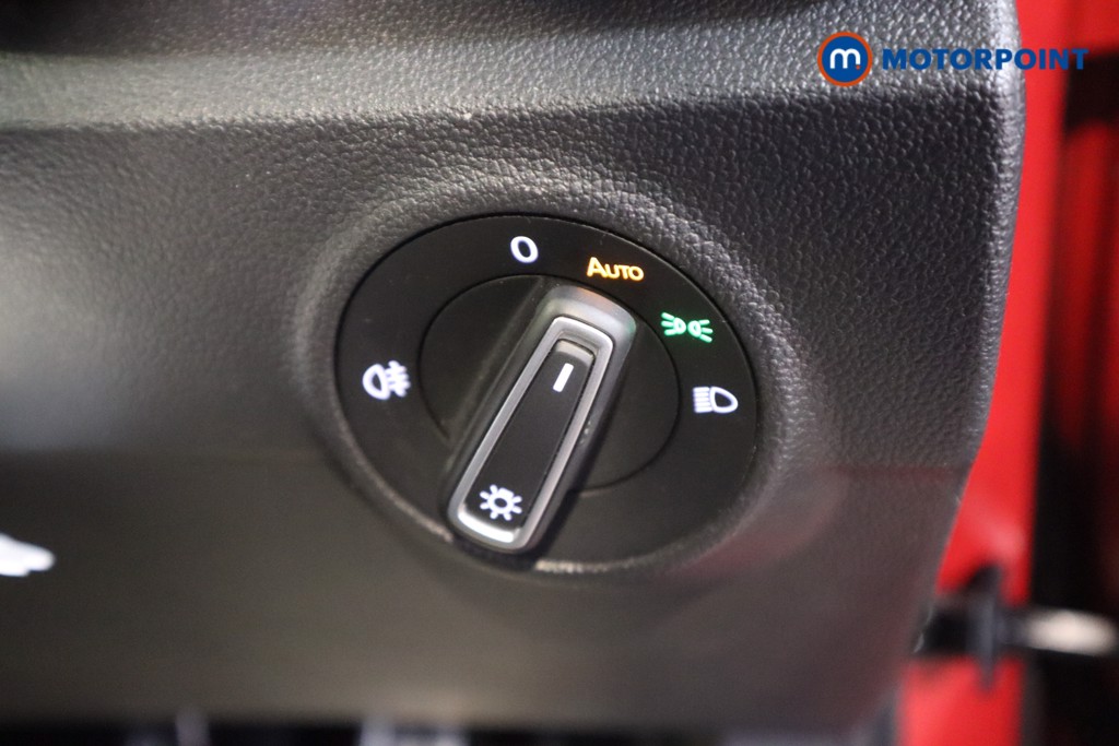 Volkswagen T-Roc R-Line Manual Petrol SUV - Stock Number (1612813) - 12th supplementary image