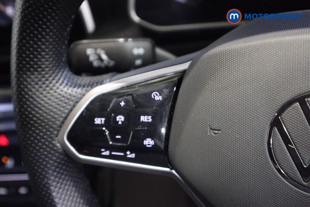 Volkswagen T-Roc R-Line Manual Petrol SUV - Stock Number (1612813) - 15th supplementary image