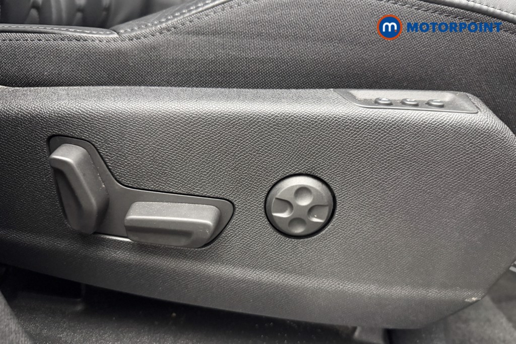 Peugeot 3008 GT Automatic Diesel SUV - Stock Number (1613591) - 18th supplementary image