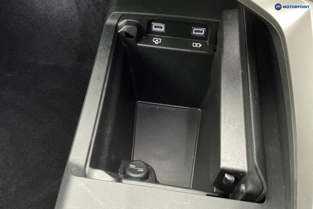 Peugeot 5008 GT Automatic Petrol SUV - Stock Number (1613685) - 23rd supplementary image