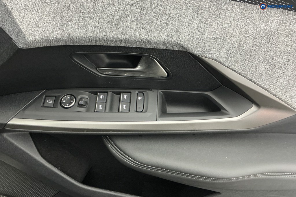 Peugeot 5008 GT Automatic Petrol SUV - Stock Number (1613685) - 30th supplementary image