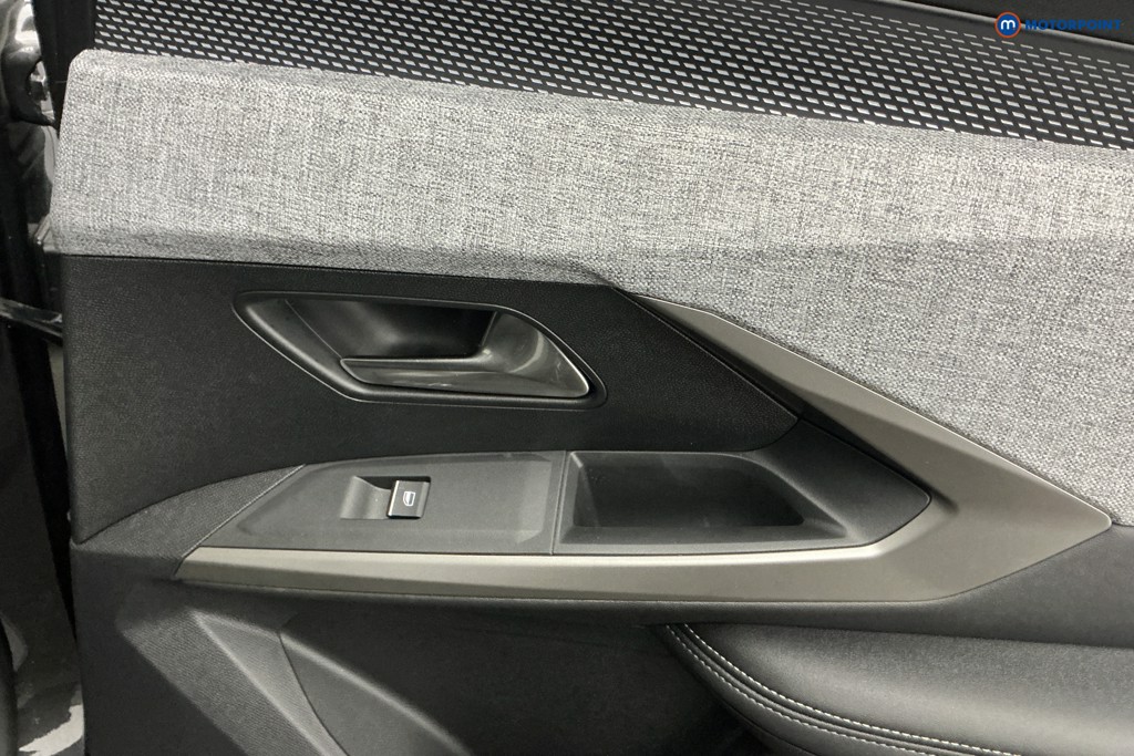 Peugeot 5008 GT Automatic Petrol SUV - Stock Number (1613685) - 32nd supplementary image