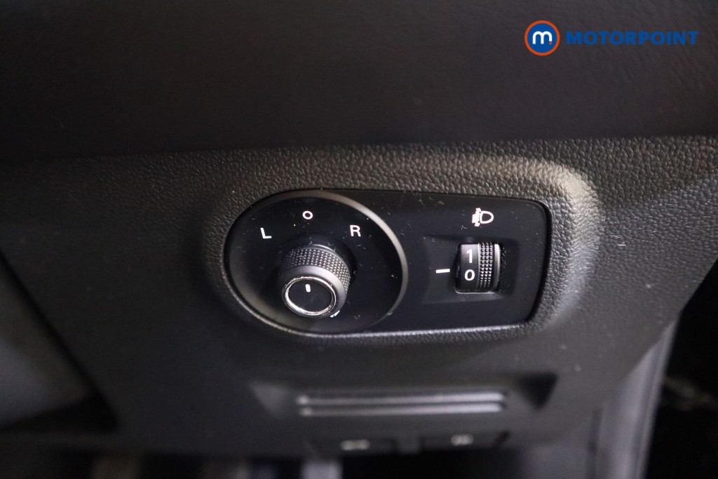 Mg Motor Uk ZS Excite Manual Petrol SUV - Stock Number (1613755) - 12th supplementary image