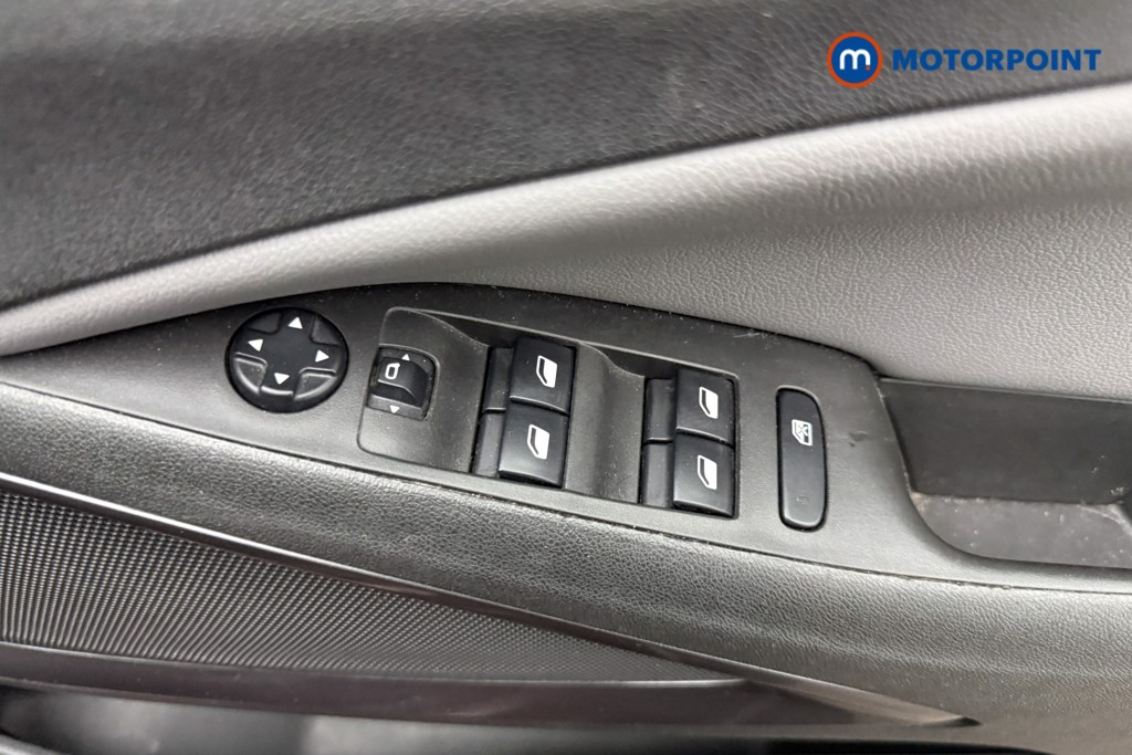 Vauxhall Crossland X Elite Nav Automatic Petrol SUV - Stock Number (1614013) - 16th supplementary image