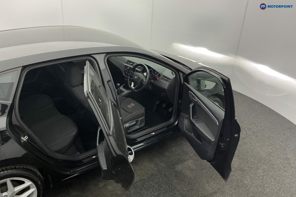 Seat Ibiza FR Manual Petrol Hatchback - Stock Number (1614112) - 5th supplementary image