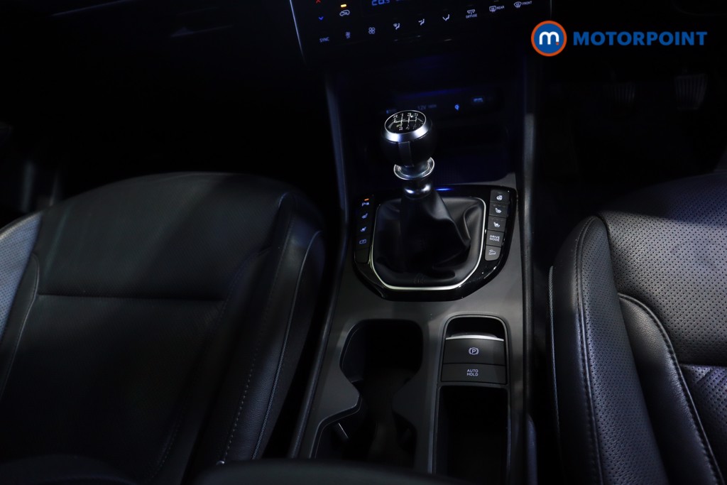 Hyundai Tucson Ultimate Manual Petrol SUV - Stock Number (1614920) - 6th supplementary image