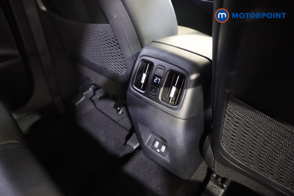 Hyundai Tucson Ultimate Manual Petrol SUV - Stock Number (1614920) - 17th supplementary image