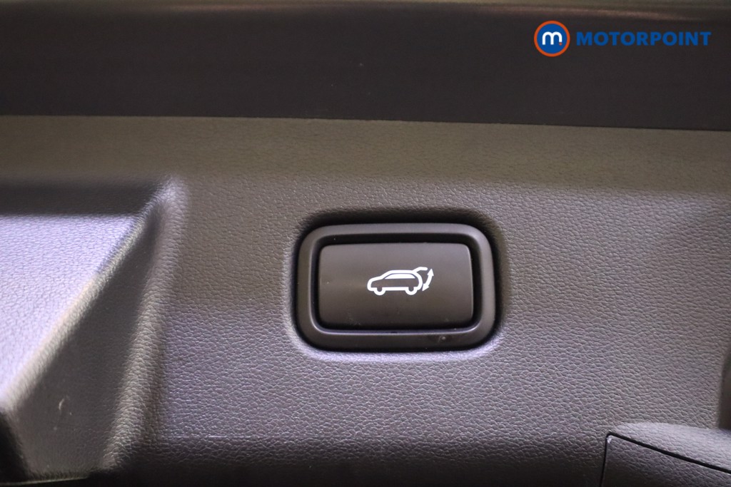 Hyundai Tucson Ultimate Manual Petrol SUV - Stock Number (1614920) - 19th supplementary image