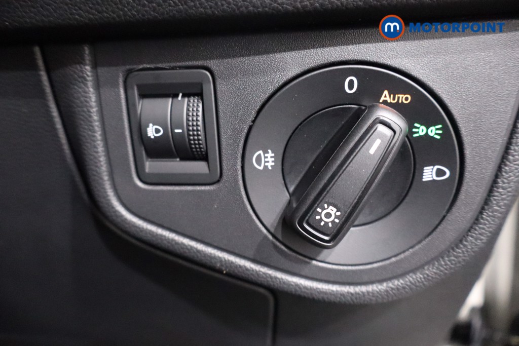 Volkswagen Polo Life Manual Petrol Hatchback - Stock Number (1615202) - 17th supplementary image