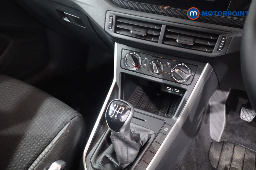 Volkswagen Polo Life Manual Petrol Hatchback - Stock Number (1615202) - 20th supplementary image