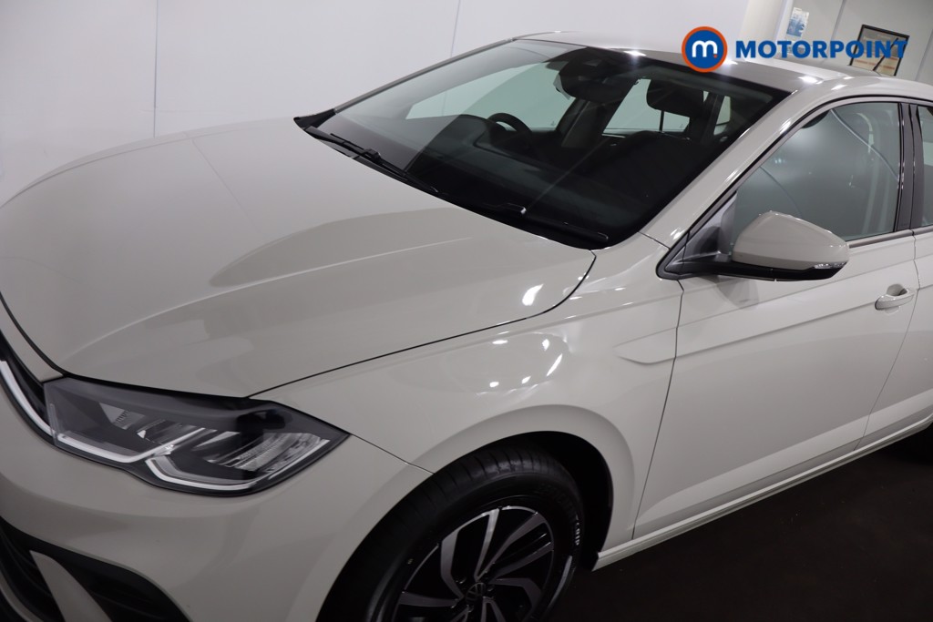 Volkswagen Polo Life Manual Petrol Hatchback - Stock Number (1615202) - 26th supplementary image