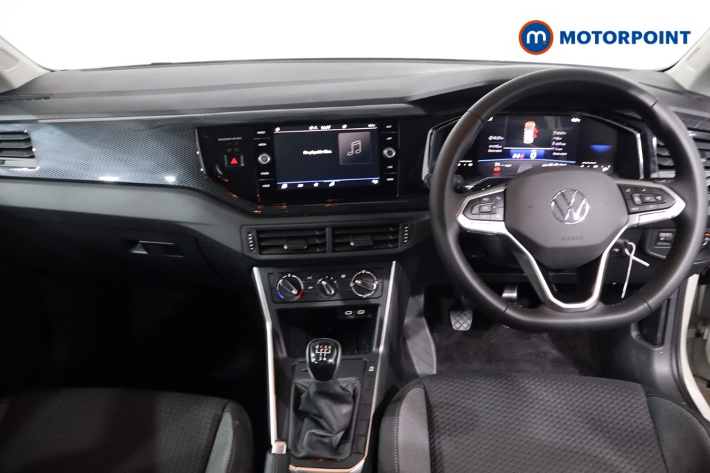 Volkswagen Polo Life Manual Petrol Hatchback - Stock Number (1615202) - 1st supplementary image