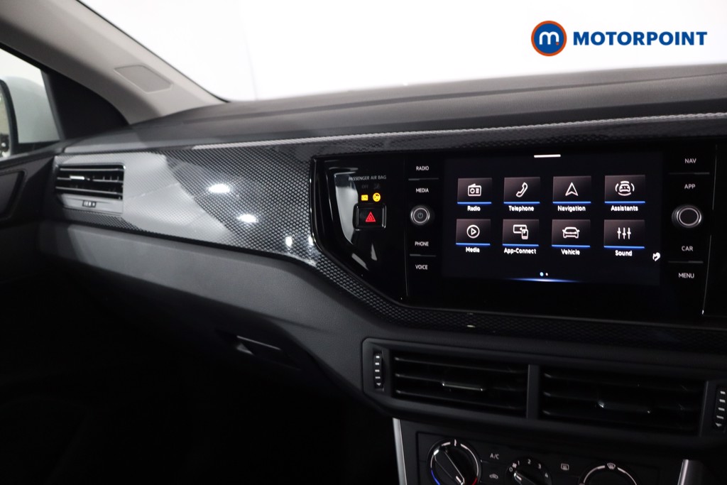 Volkswagen Polo Life Manual Petrol Hatchback - Stock Number (1615215) - 18th supplementary image