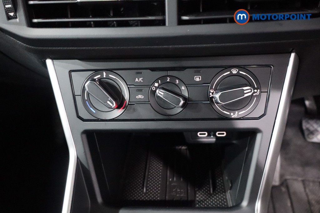 Volkswagen Polo Life Manual Petrol Hatchback - Stock Number (1615215) - 20th supplementary image