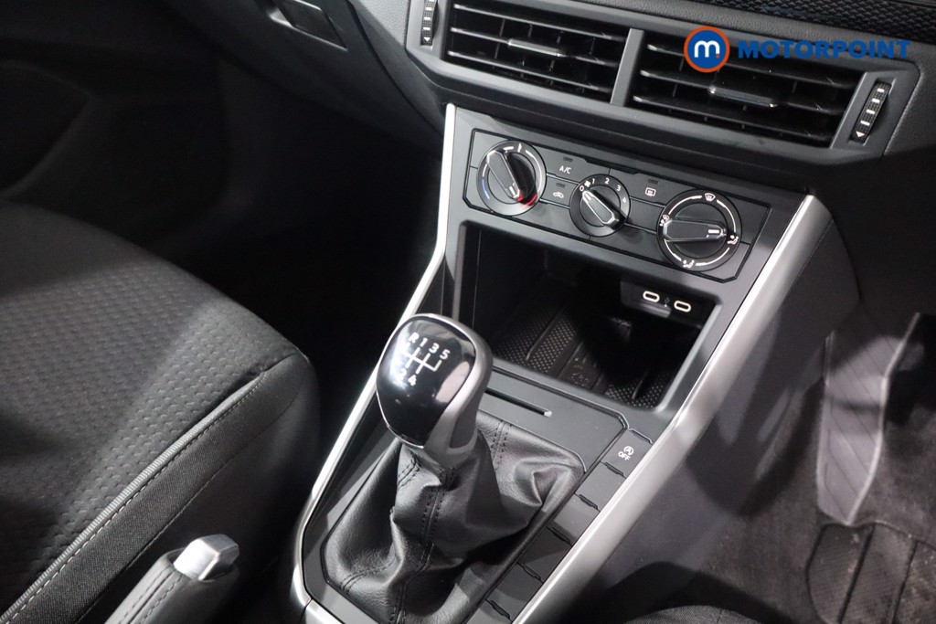 Volkswagen Polo Life Manual Petrol Hatchback - Stock Number (1615215) - 21st supplementary image