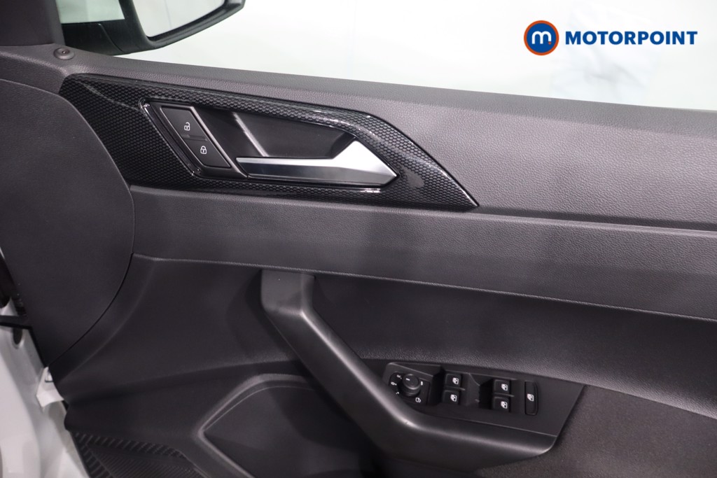 Volkswagen Polo Life Manual Petrol Hatchback - Stock Number (1615215) - 25th supplementary image