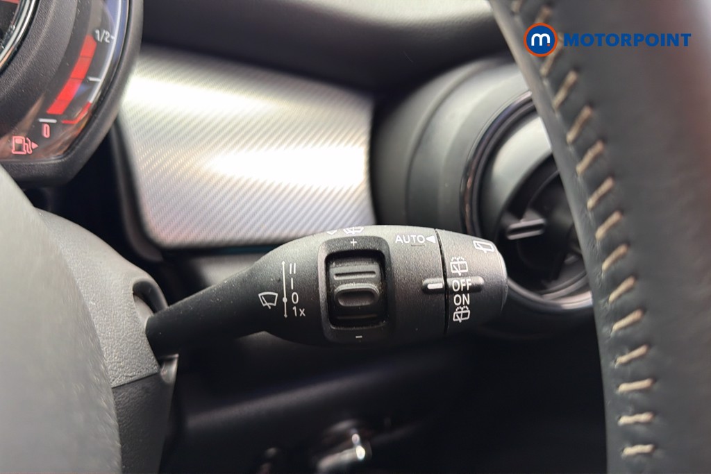 Mini Hatchback Cooper Exclusive Manual Petrol Hatchback - Stock Number (1615618) - 7th supplementary image