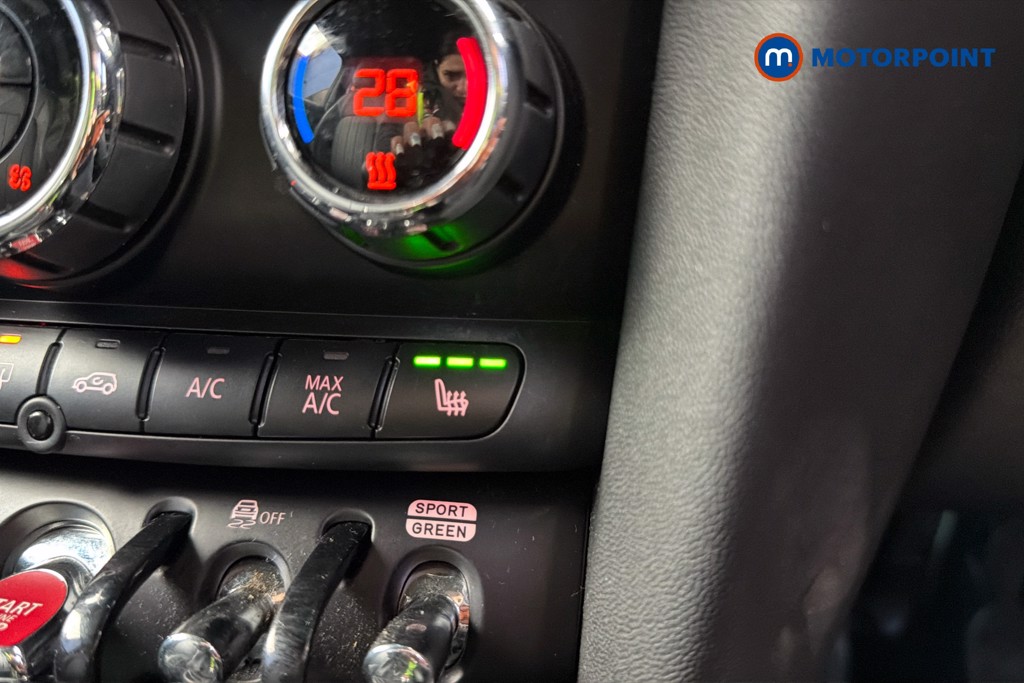 Mini Hatchback Cooper Exclusive Manual Petrol Hatchback - Stock Number (1615618) - 14th supplementary image