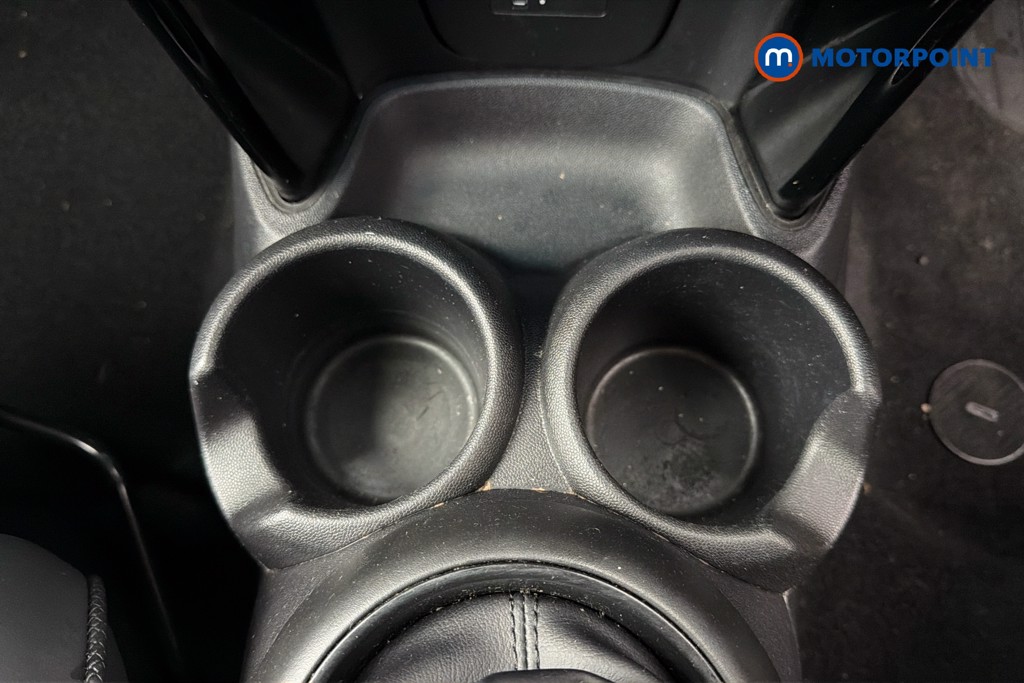 Mini Hatchback Cooper Exclusive Manual Petrol Hatchback - Stock Number (1615618) - 16th supplementary image