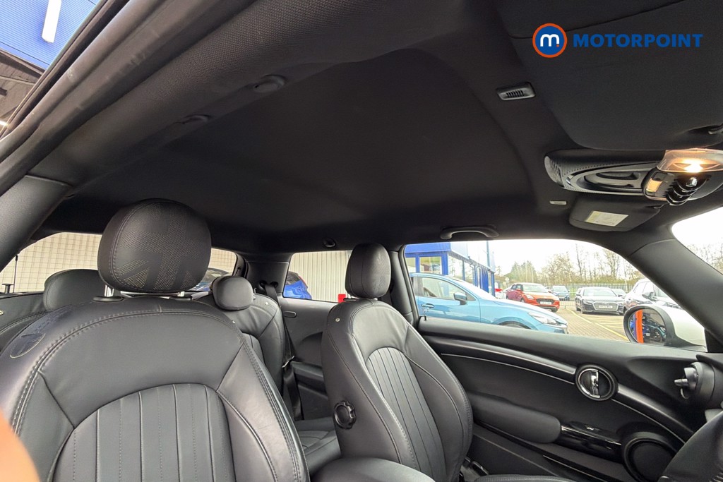 Mini Hatchback Cooper Exclusive Manual Petrol Hatchback - Stock Number (1615618) - 32nd supplementary image