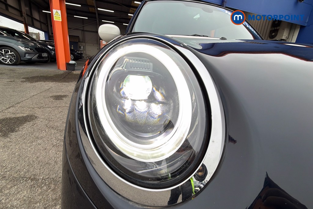 Mini Hatchback Cooper Exclusive Manual Petrol Hatchback - Stock Number (1615618) - 44th supplementary image