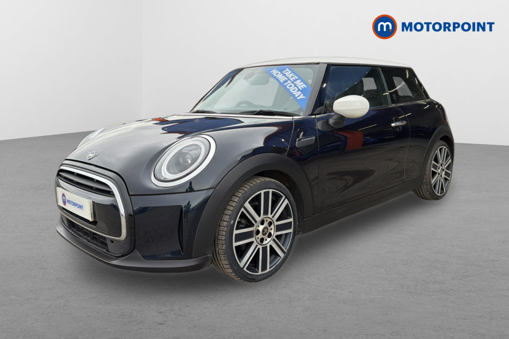 Mini Hatchback Cooper Exclusive Manual Petrol Hatchback - Stock Number (1615618) - Passenger side front corner