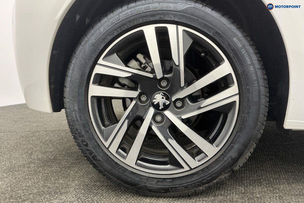 Peugeot 208 Allure Premium Automatic Petrol Hatchback - Stock Number (1616036) - 38th supplementary image