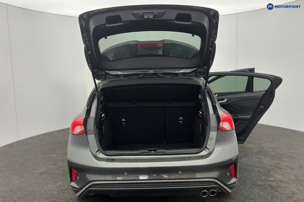 Ford Focus St-Line X Manual Petrol Hatchback - Stock Number (1616088) - 4th supplementary image